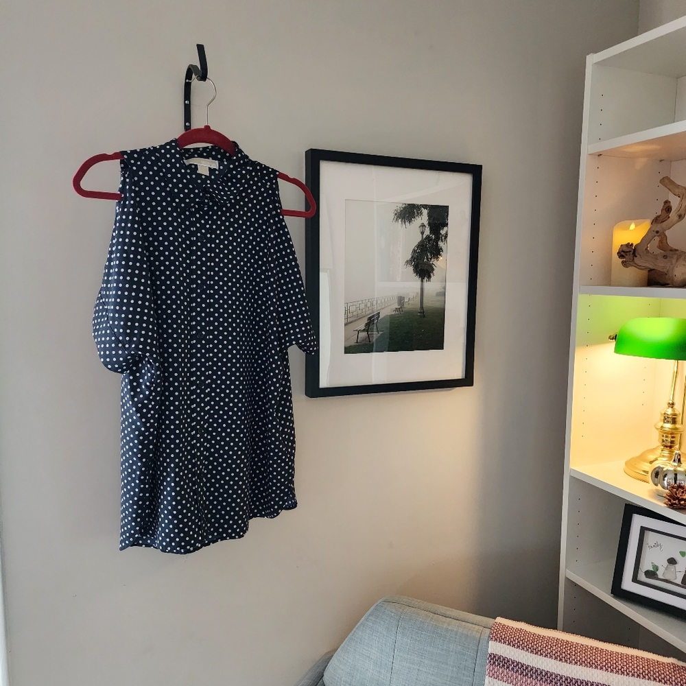 🧡3/$25 - Michael Kors Cold Shoulder Polka Dot Blouse